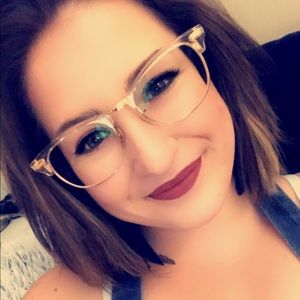 Meet your Posher, Katherine